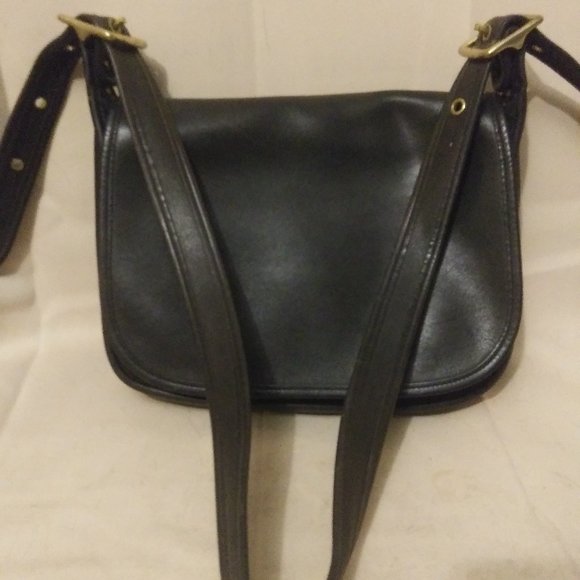 COACH black Leather shoulder bag like new